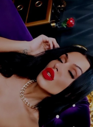 Live sex webcam photo for KimRiver #7306279