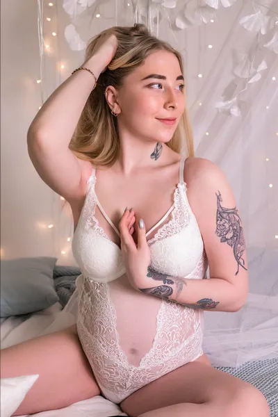 Live sex webcam photo for RubyAllan #2522318