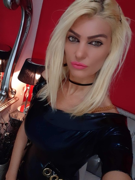 Live sex webcam photo for DevinMaze #3393699