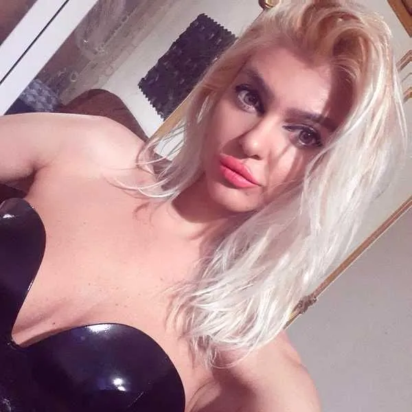 Live sex webcam photo for DevinMaze #3393714