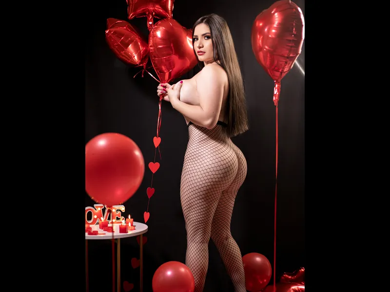 Live sex webcam photo for SuzieBannion #2968815