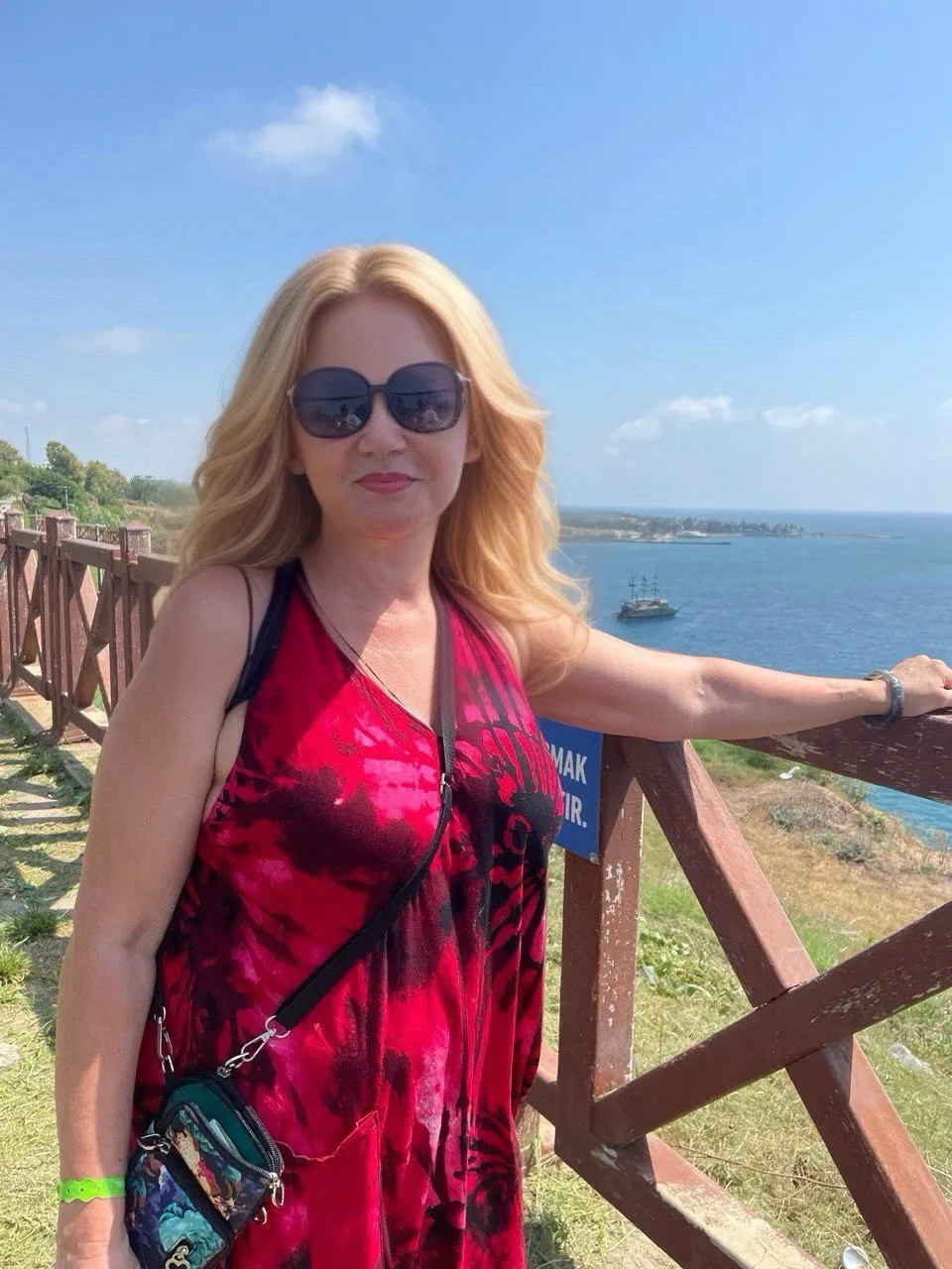 Live sex webcam photo for Horny_Stepmom #7926161