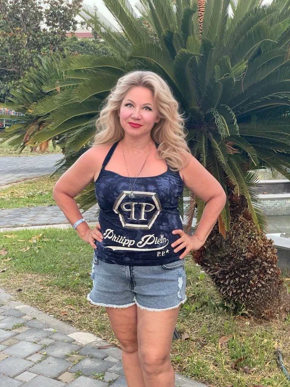 Live sex webcam photo for Horny_Stepmom #7926163