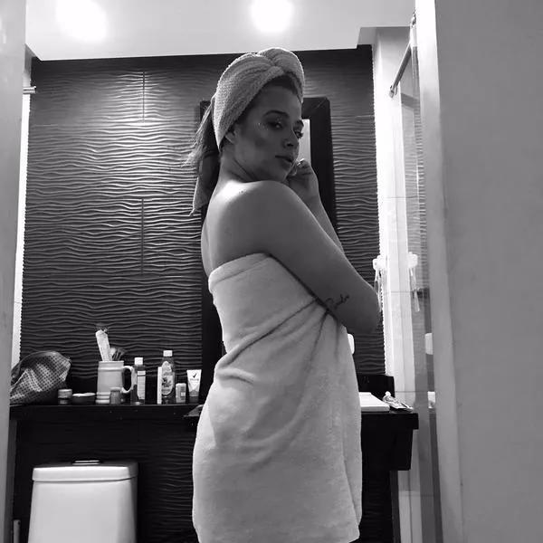 Live sex webcam photo for Julietta18 #1697488