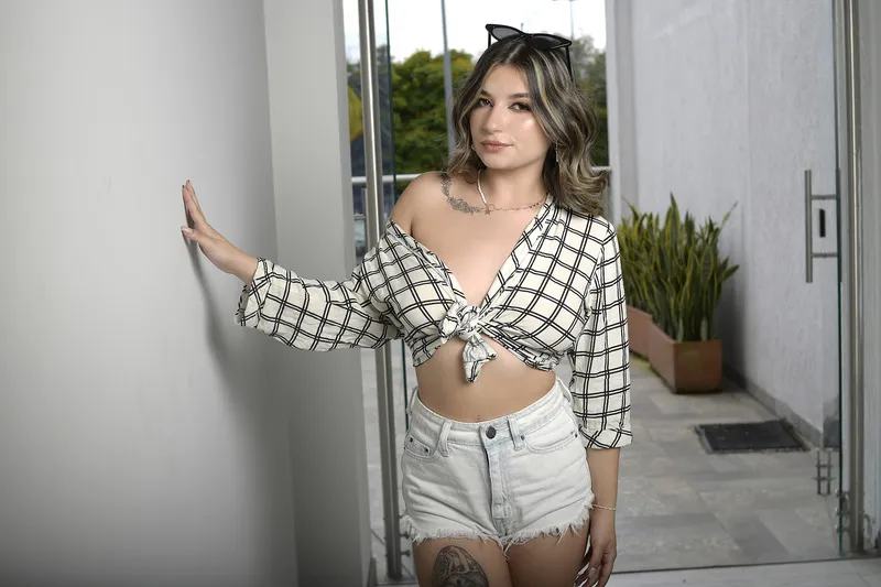 Live sex webcam photo for SaraxPalmer #3481758