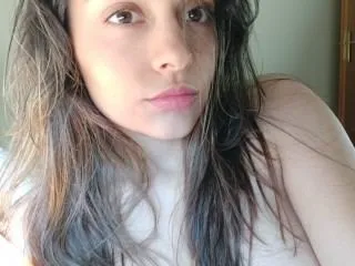 Live sex webcam photo for MeliRey #6463992