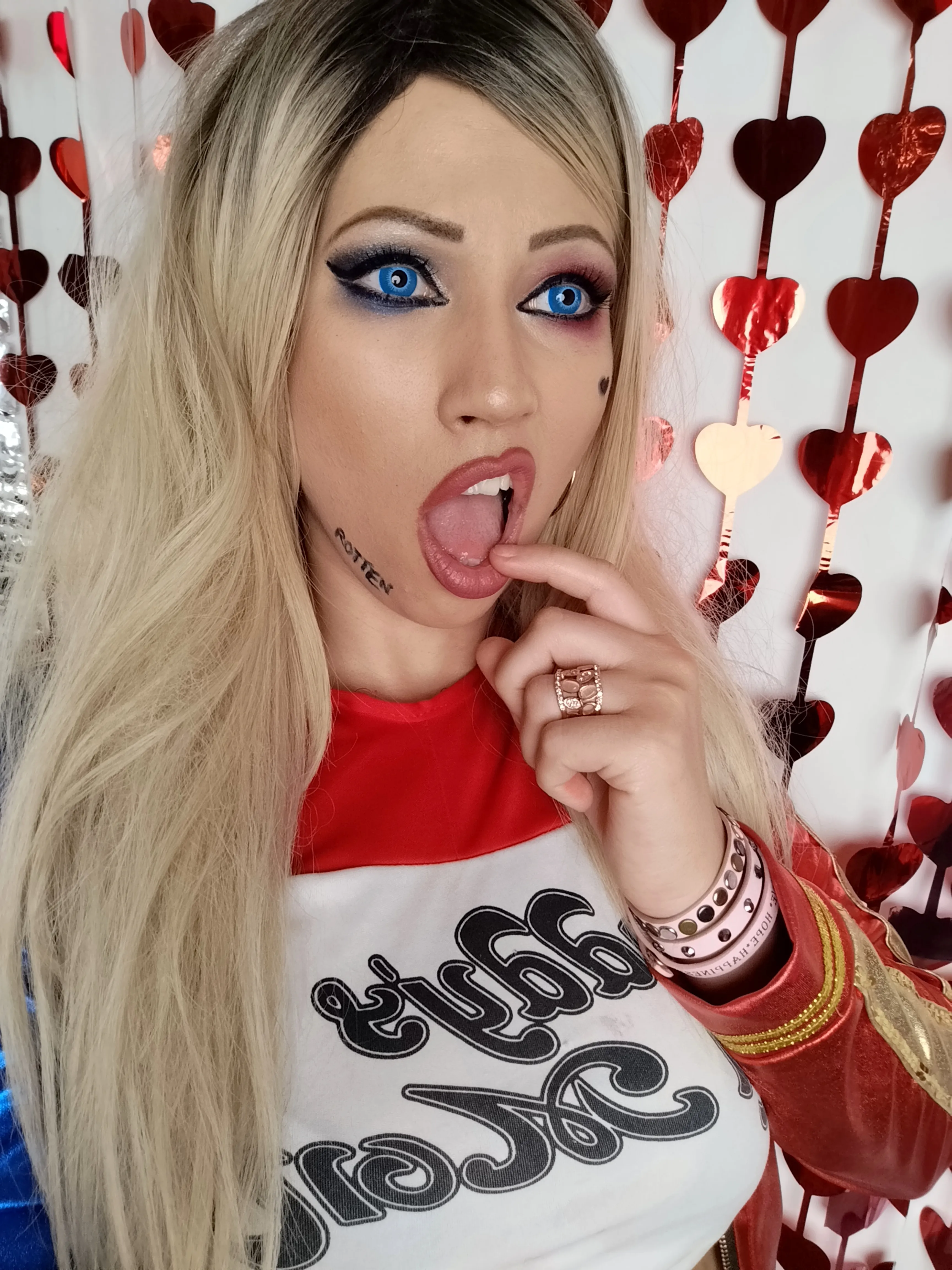 Live sex webcam photo for LiaLennice #8019276