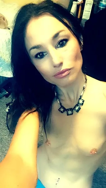 Live sex webcam photo for RubyLaneX #1904164