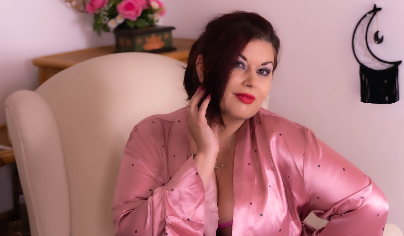 Live sex webcam photo for HellenMoon #7105195