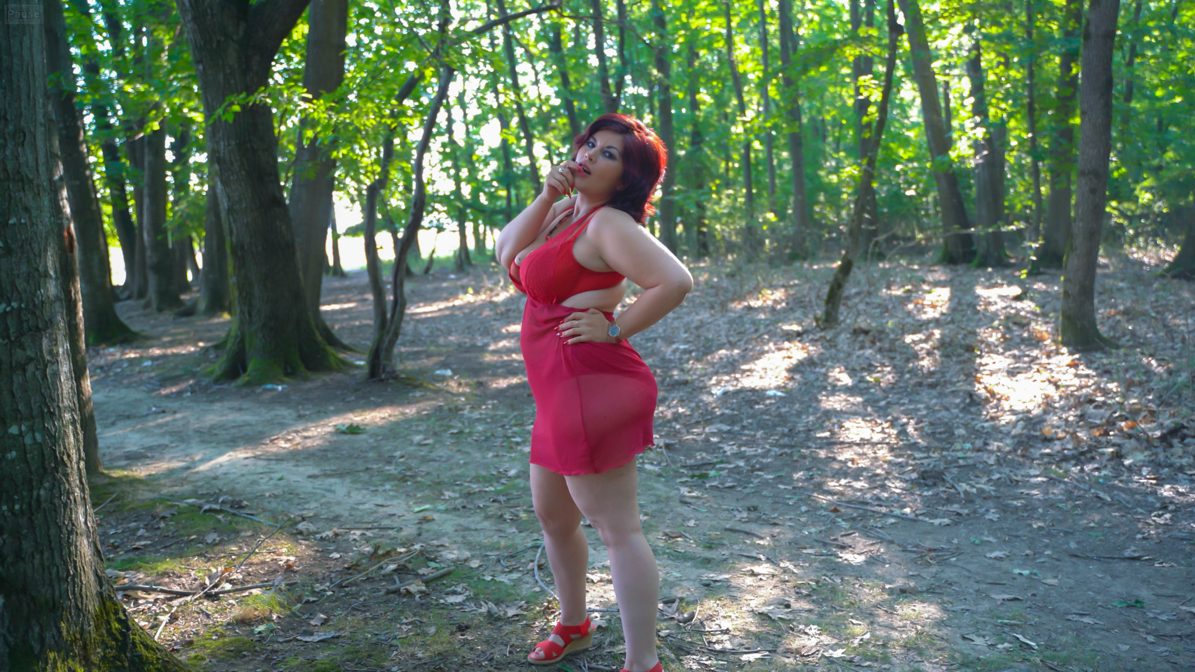 Live sex webcam photo for HellenMoon #7830530