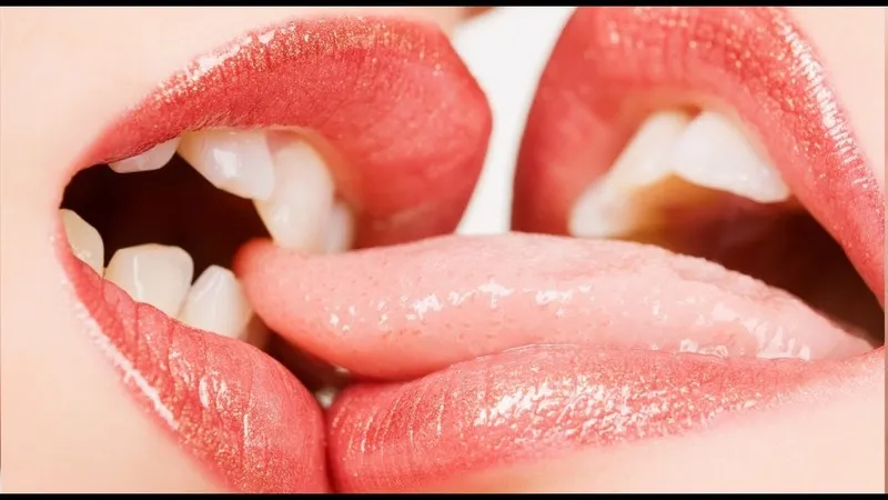 Live sex webcam photo for RainBowww #1862783