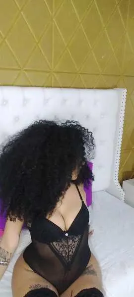 Live sex webcam photo for KENNIIA_DIRTY #4097488