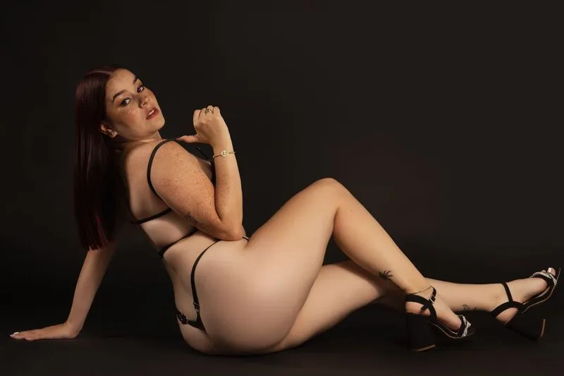 Live sex webcam photo for LiaSanderss #7413112