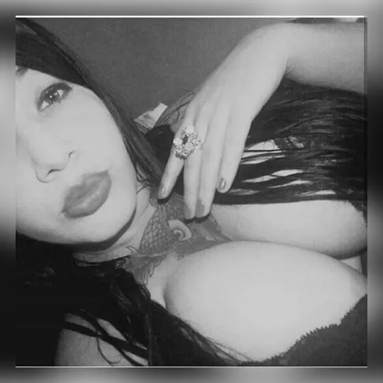 Live sex webcam photo for Bella_Boobs #1925422