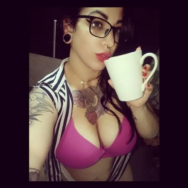 Live sex webcam photo for Bella_Boobs #1925421