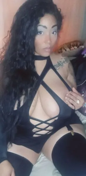 Live sex webcam photo for MillieMichelle #2205070