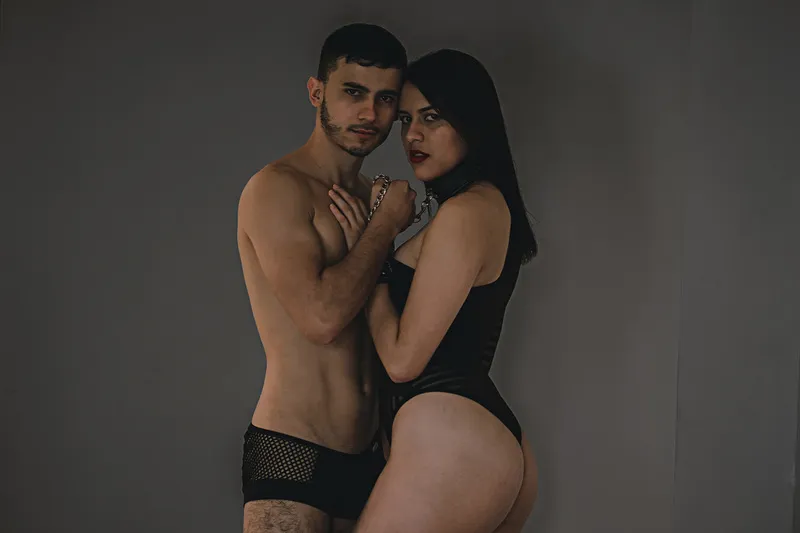 Live sex webcam photo for Oliver_and_Anthonia #1806730