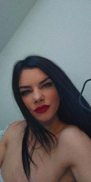 Live sex webcam photo for RubyGrace #2993879