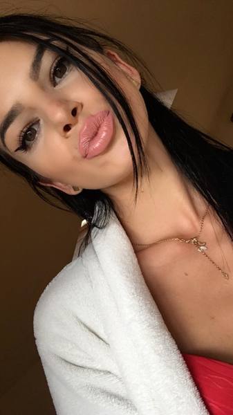 Live sex webcam photo for RubyGrace #2993878