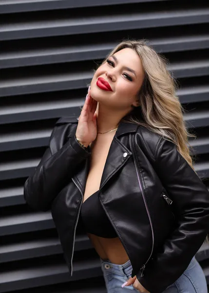 Live sex webcam photo for SophieAndrews #7836059