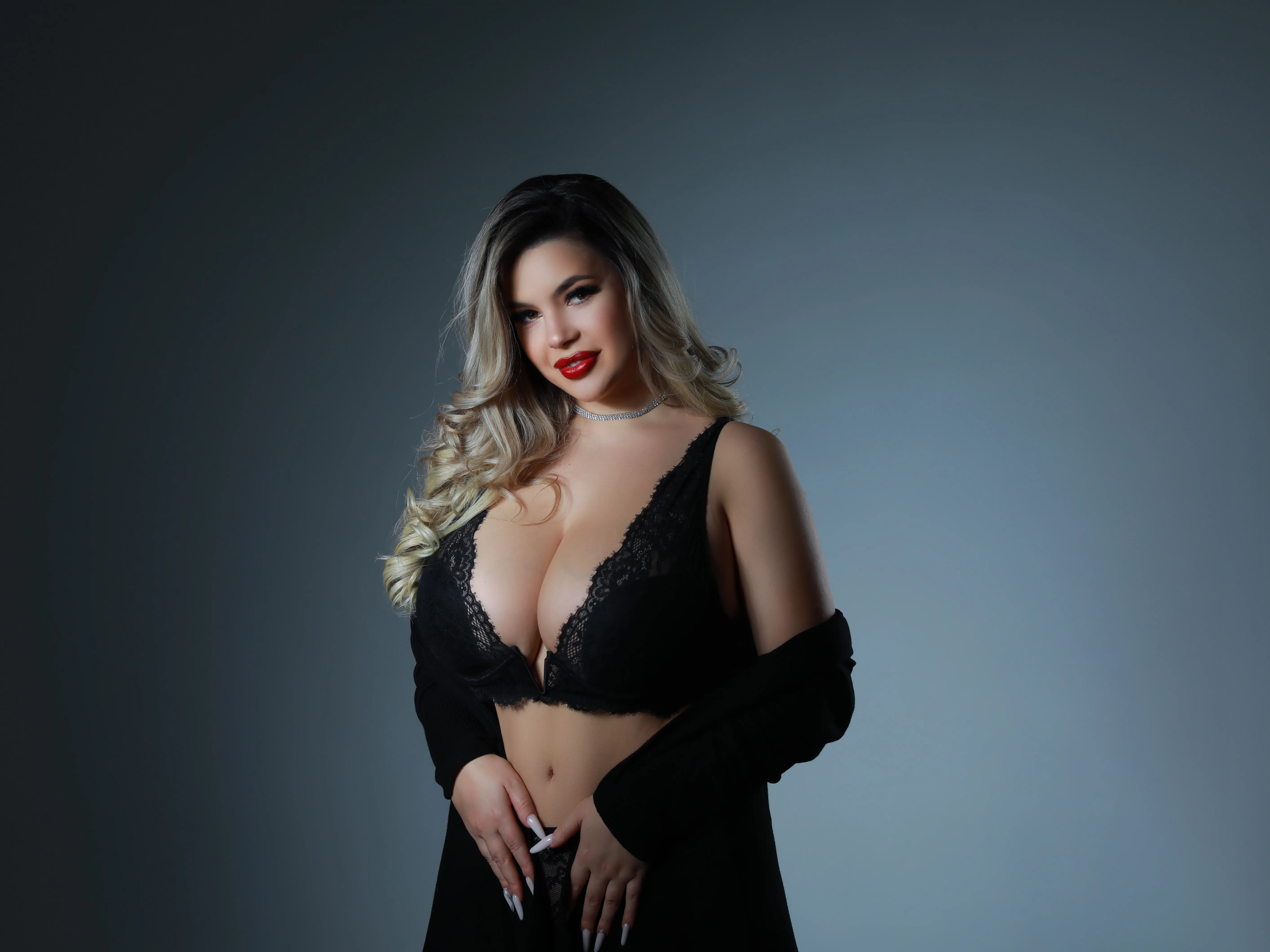 Live sex webcam photo for SophieAndrews #7835968