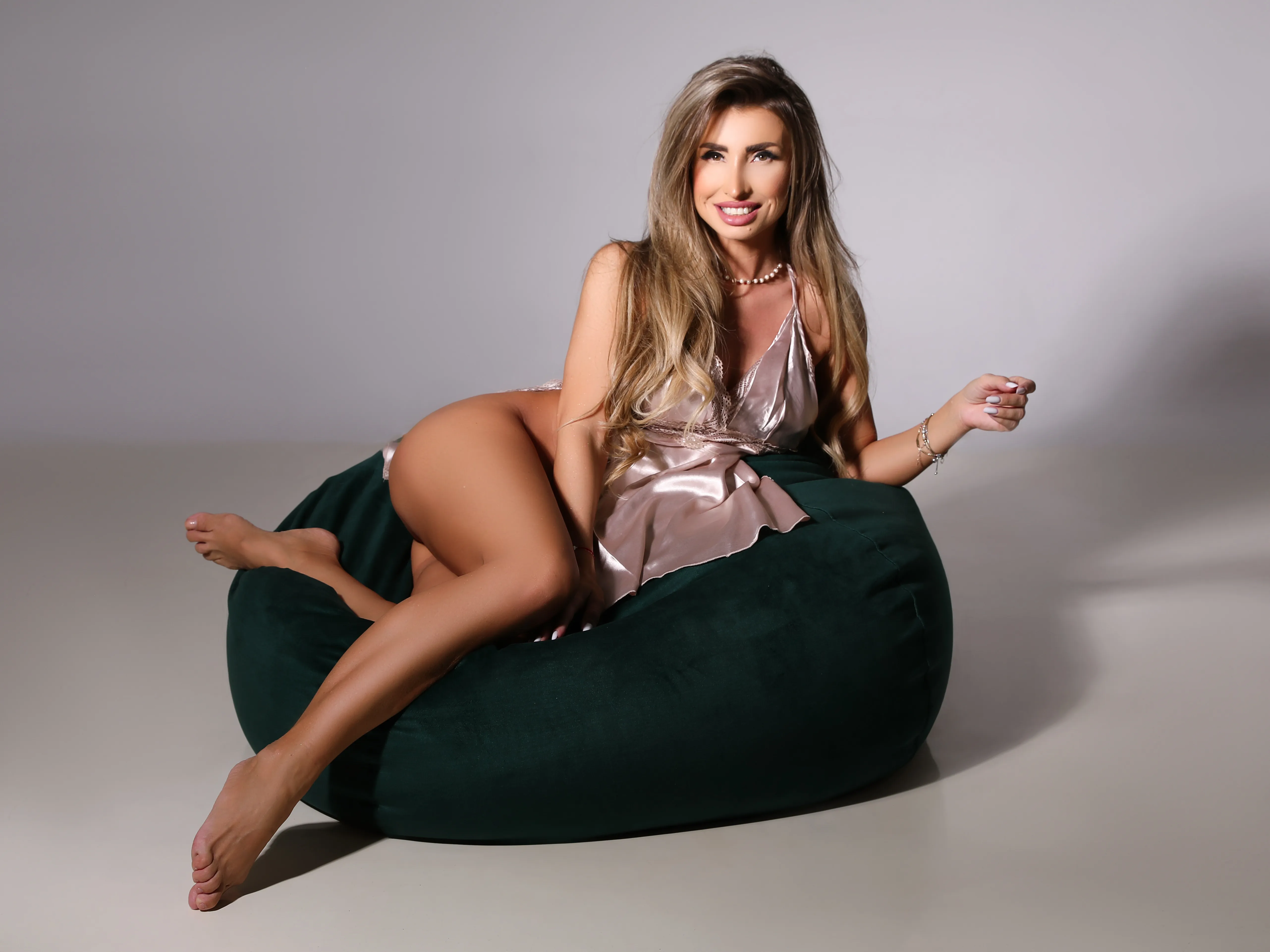 Live sex webcam photo for EmmaAndersson #6281162