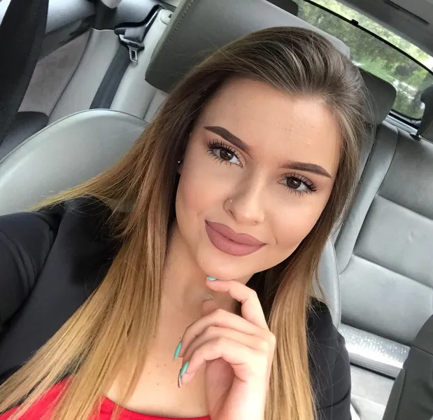 Live sex webcam photo for ToriRussell #1707874