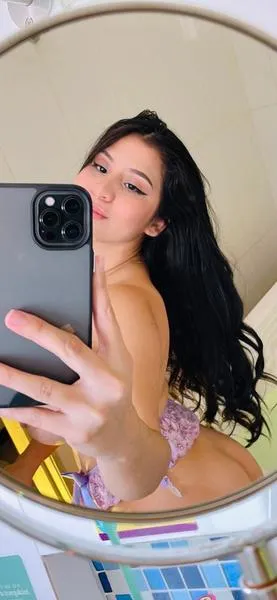 Live sex webcam photo for AlissonSmithh #3194328