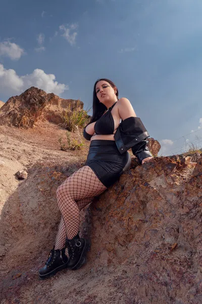 Live sex webcam photo for MillieScott #4260926