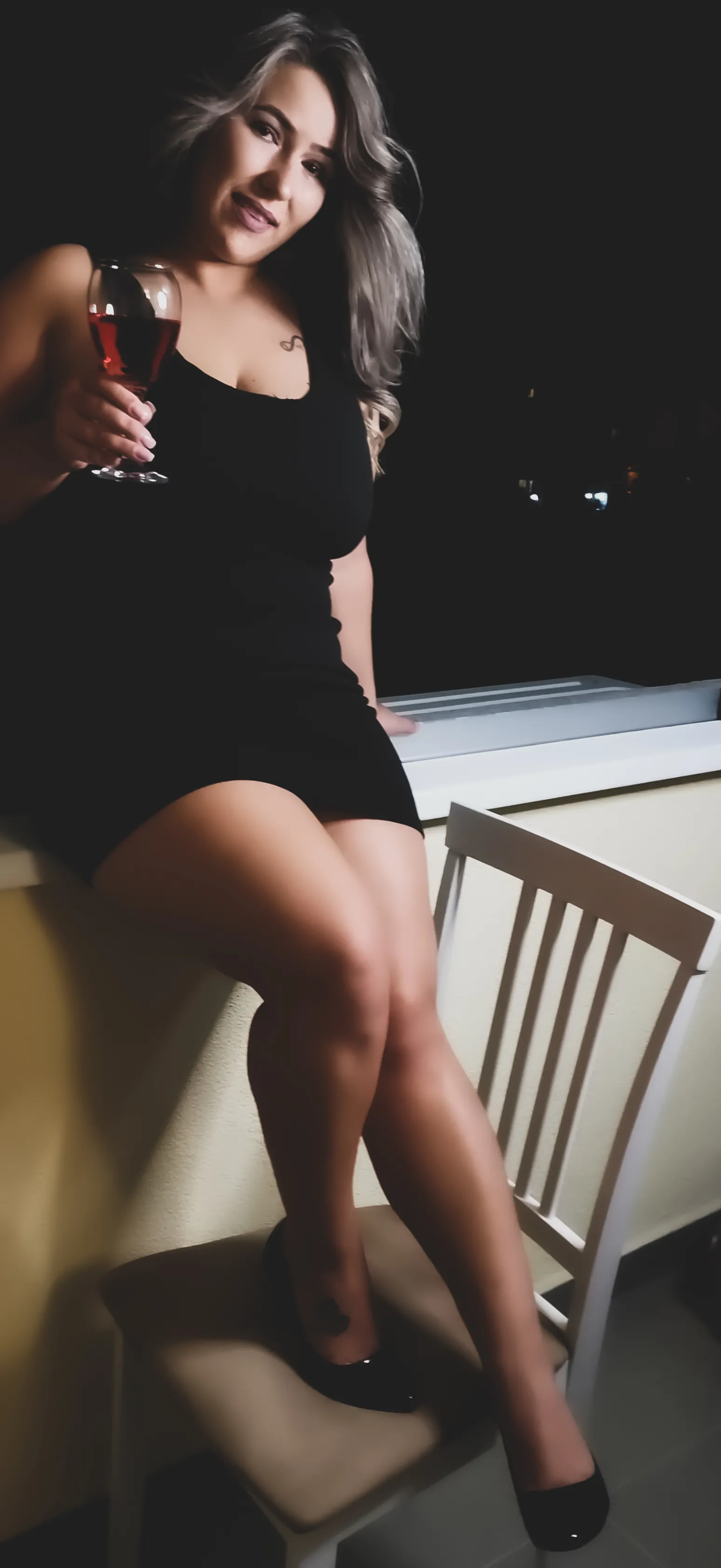 Live sex webcam photo for MoniMoon #7346759