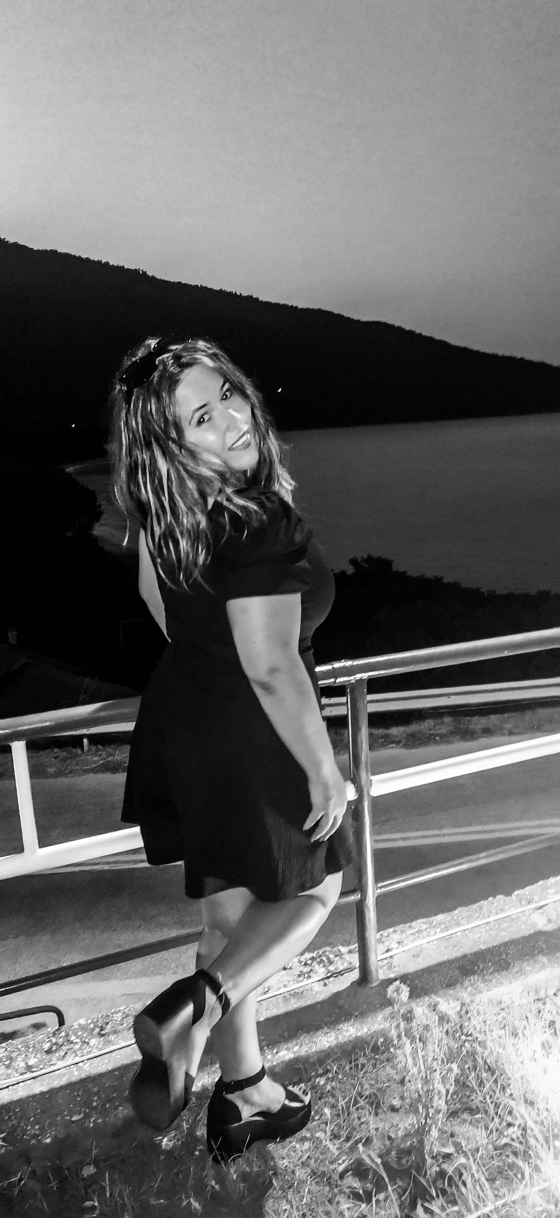 Live sex webcam photo for MoniMoon #7346749