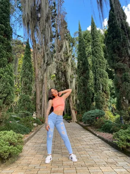 Live sex webcam photo for Valentinee_Coper #1804642