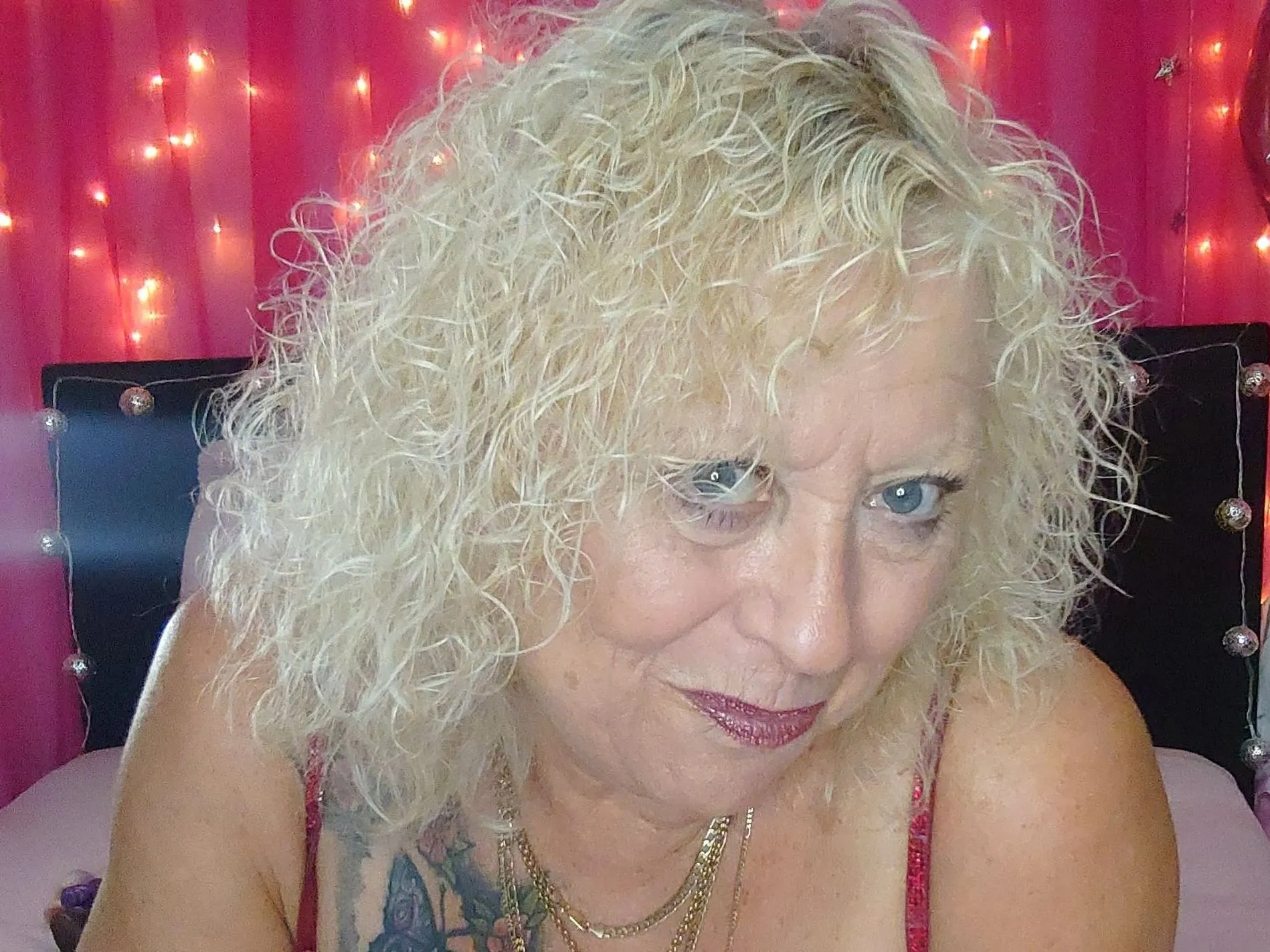 Live sex webcam photo for MandymayXX #5726631
