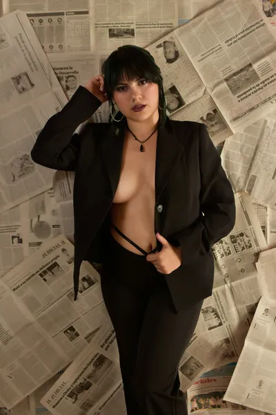 Live sex webcam photo for KymScarlet #2006955