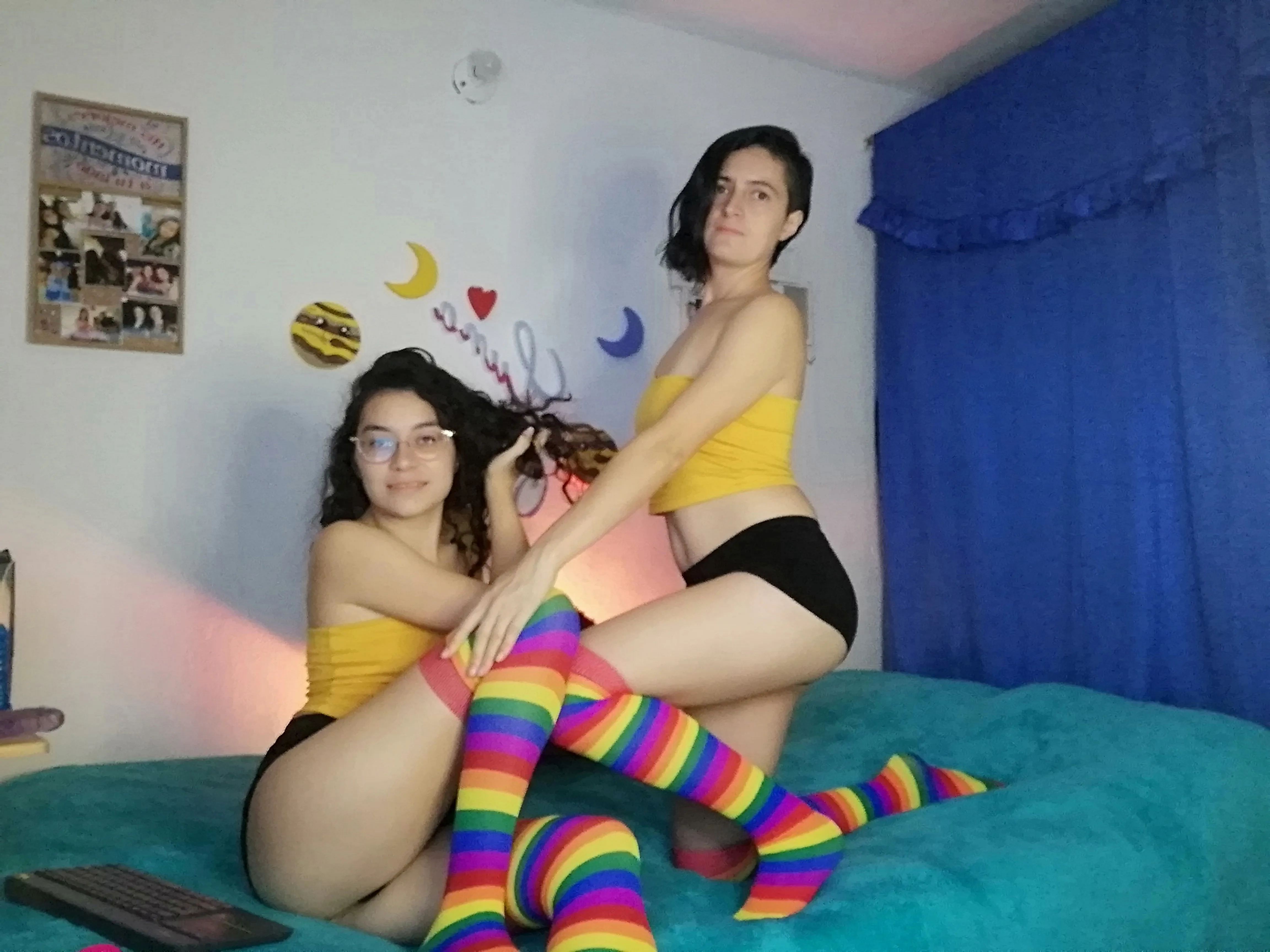 Live sex webcam photo for LunaVenus #8361352