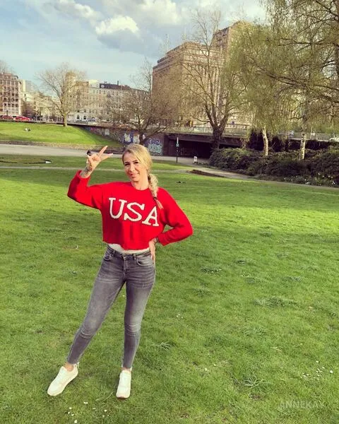 Live sex webcam photo for MaryaDelightfull #4264949