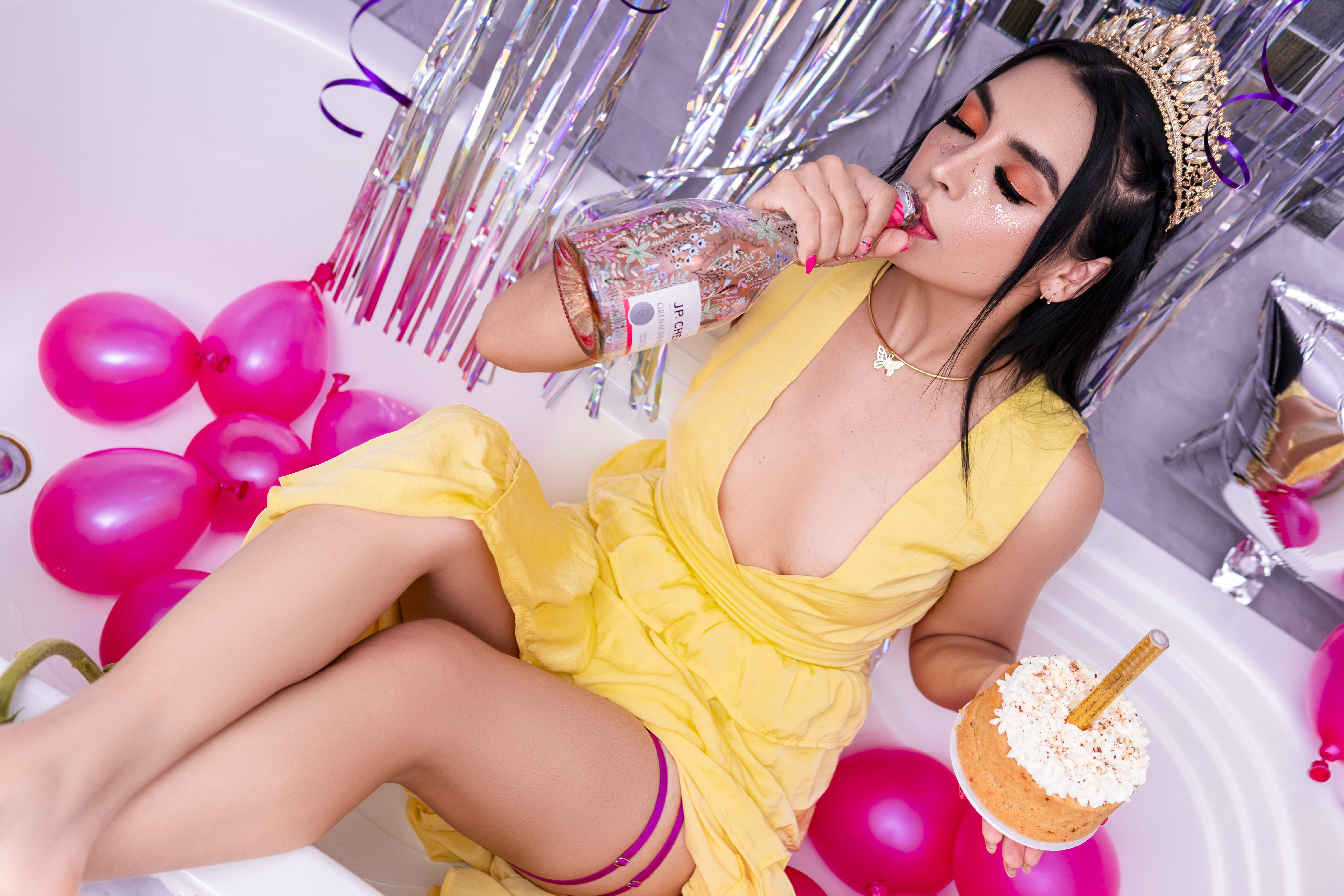 Live sex webcam photo for SaraSstonee #7453276