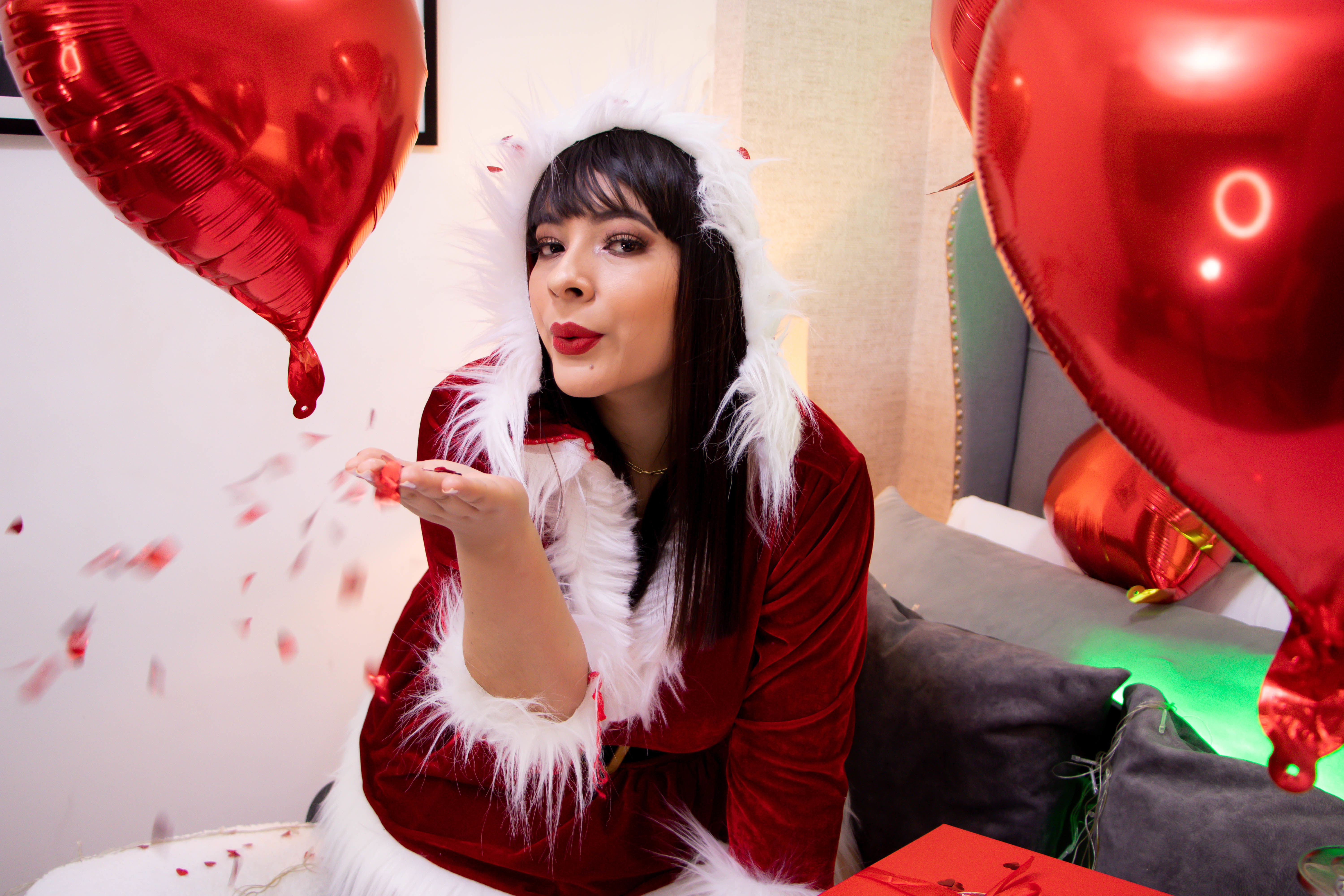 Live sex webcam photo for SophieCurvess #7143229