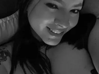 Live sex webcam photo for SophieCurvess #8522344