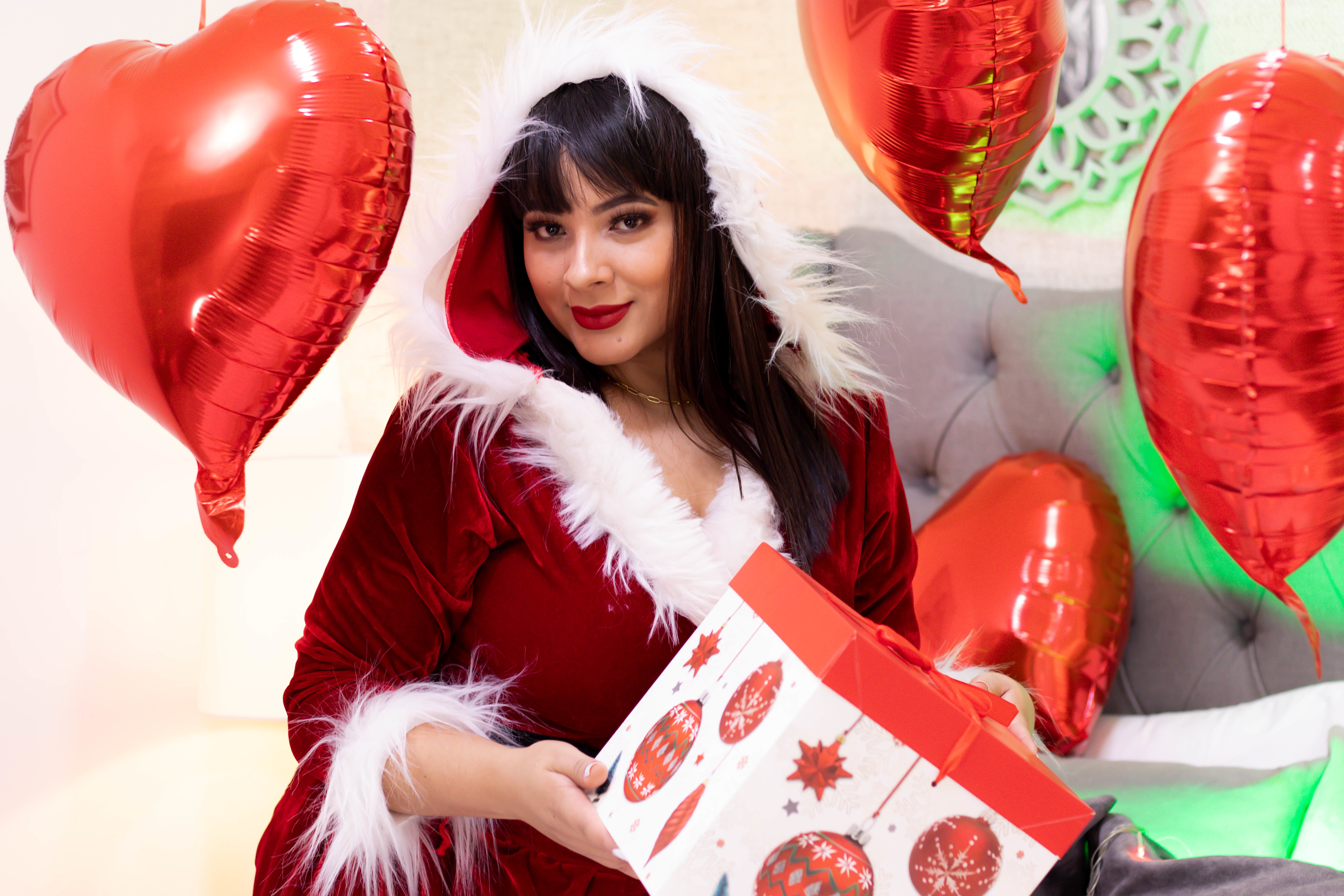 Live sex webcam photo for SophieCurvess #7143228