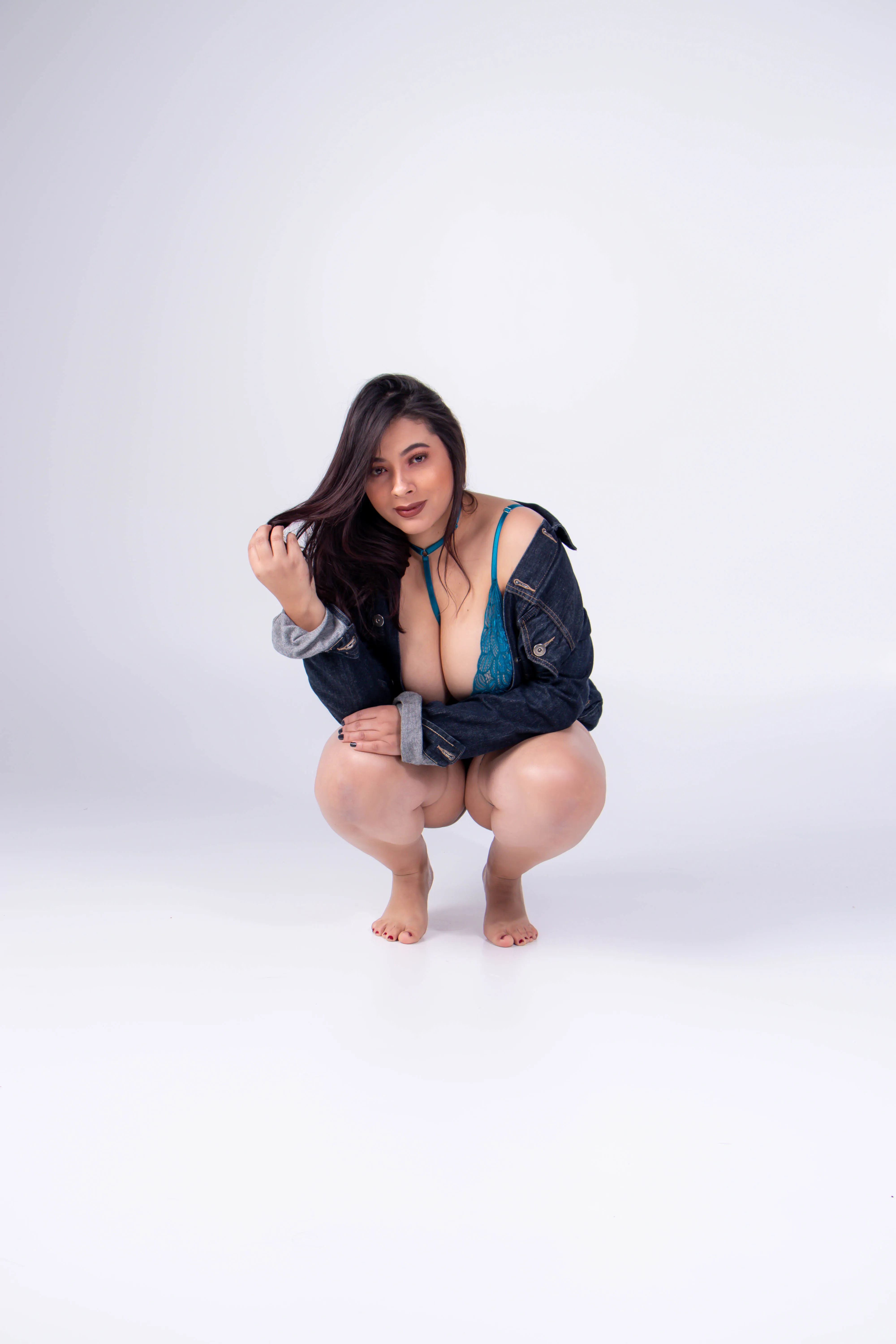 Live sex webcam photo for SophieCurvess #7143172