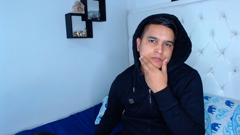 Live sex webcam photo for shanon_harold #2878669