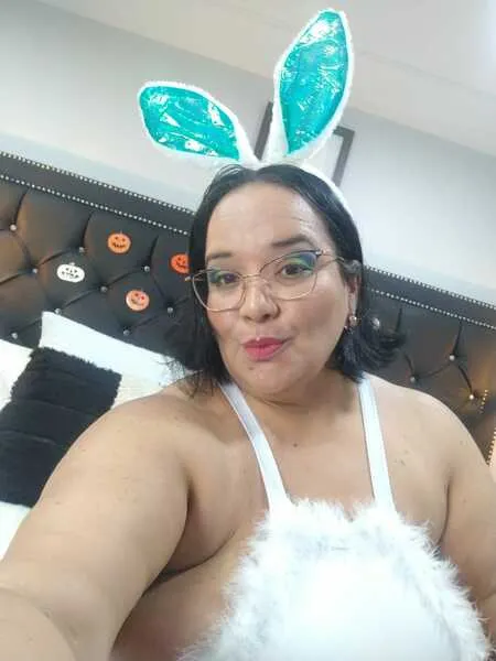 Live sex webcam photo for MargaretTaylor #3640143
