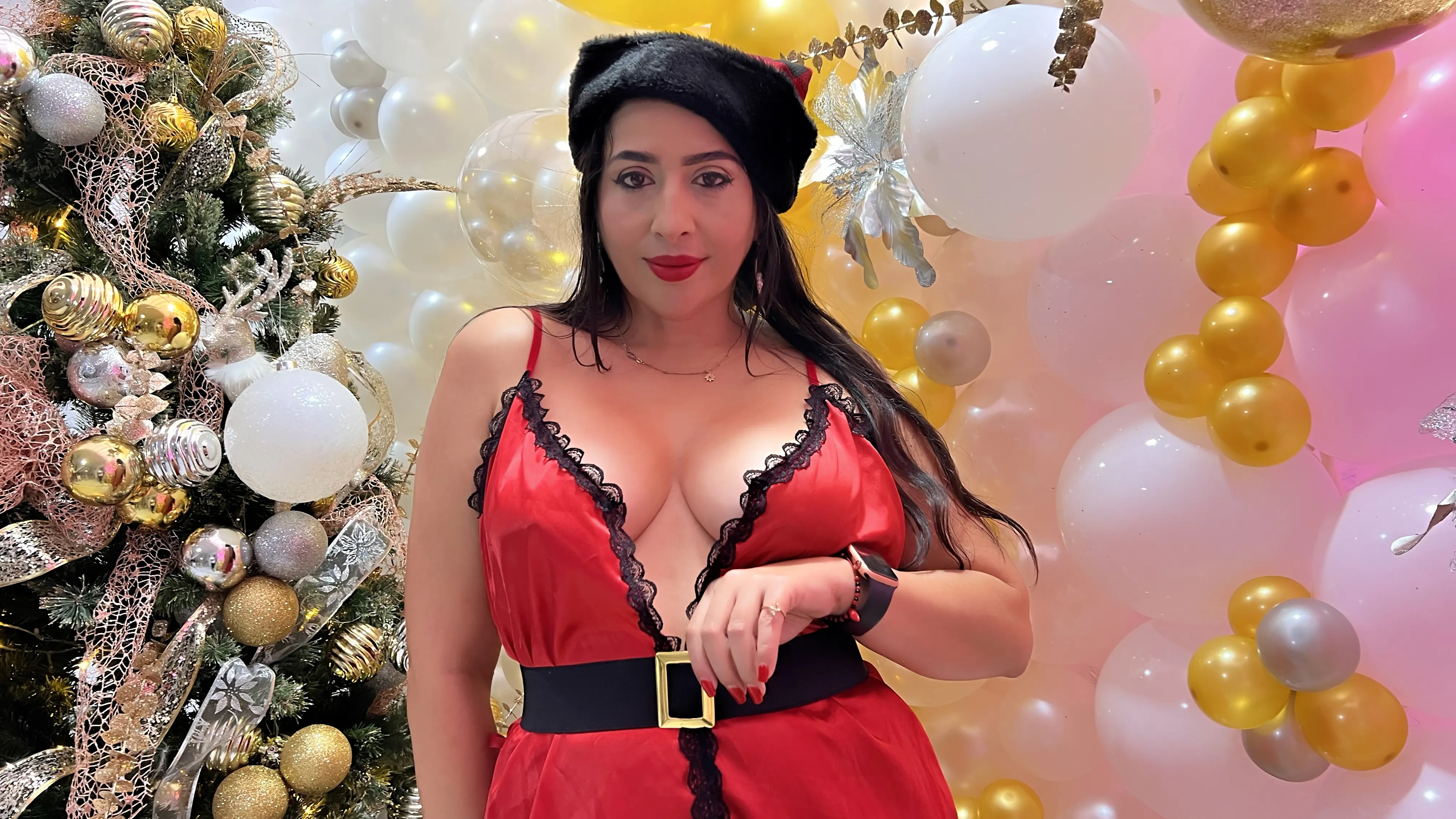 Live sex webcam photo for MayraDeLaVega #7861792