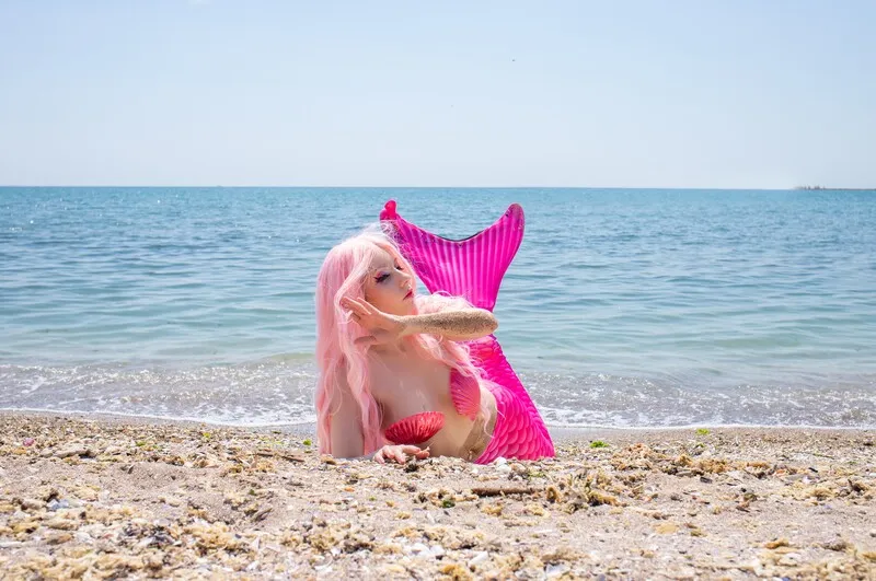 Live sex webcam photo for FreyaGoldX #6147676