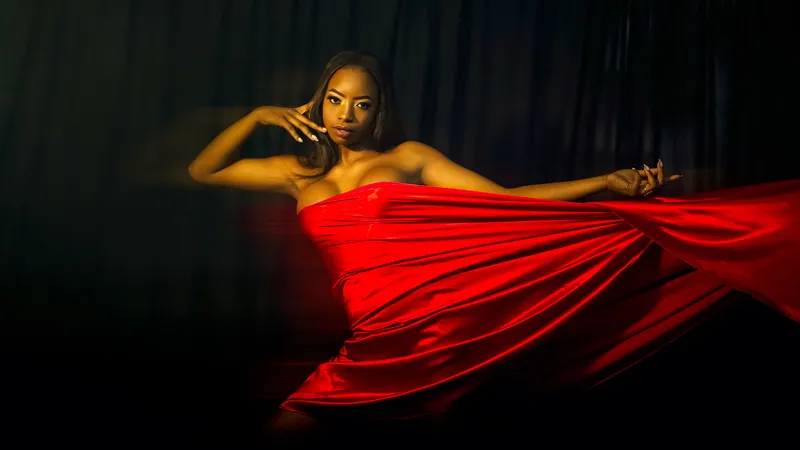 Live sex webcam photo for CelinJacob #6030370