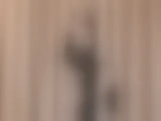 Live sex webcam photo for Suzzyy18 #8336473