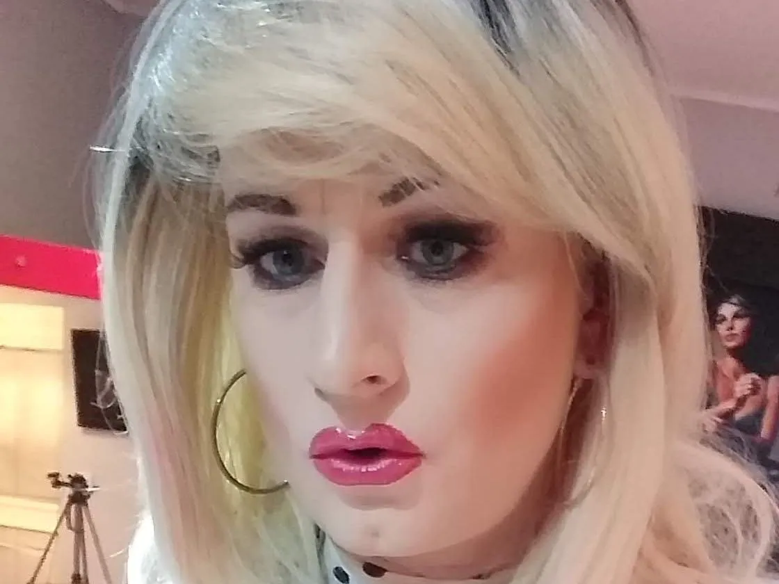 Live sex webcam photo for VanessaHose #3931387