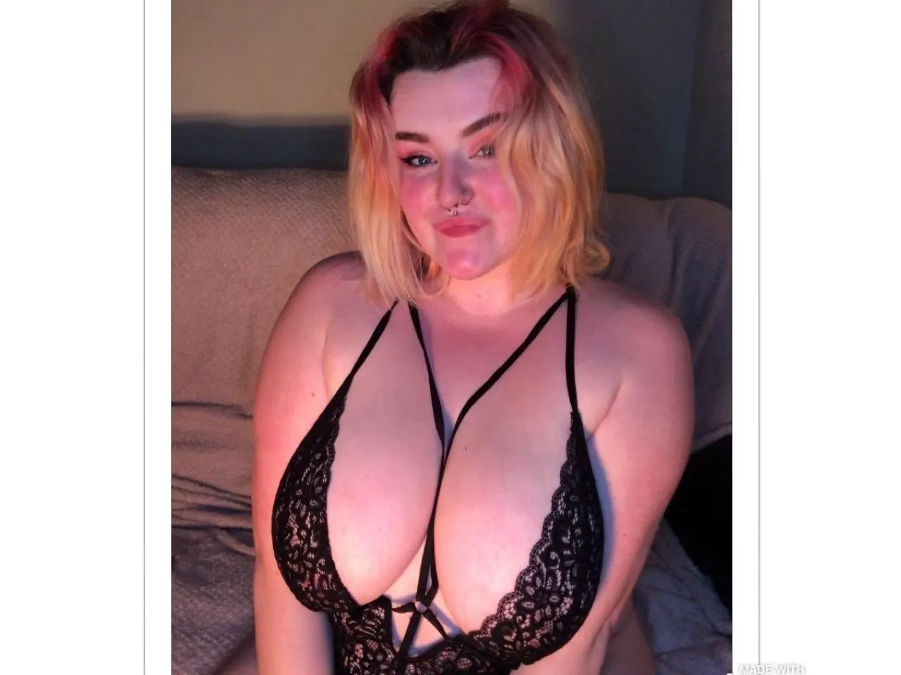 Live sex webcam photo for AthenaClary #2894740