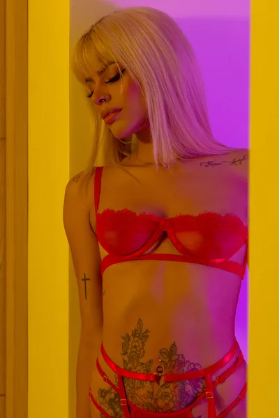 Live sex webcam photo for Amber_Johson #3104174